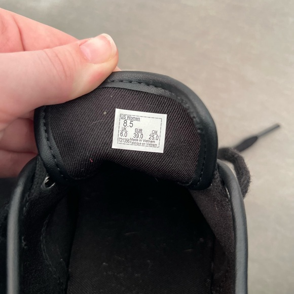 Vans Doheny Decon Tumbled Leather Black & White Skate Shoes Women's Size 8.5 - Picture 7 of 7